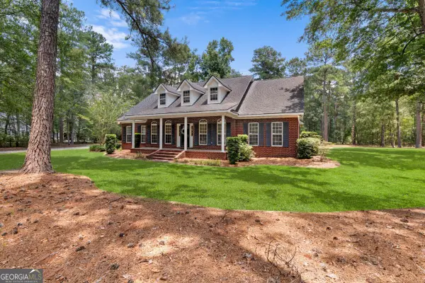 2016 Plantation Pointe Drive, Statesboro, GA 30461