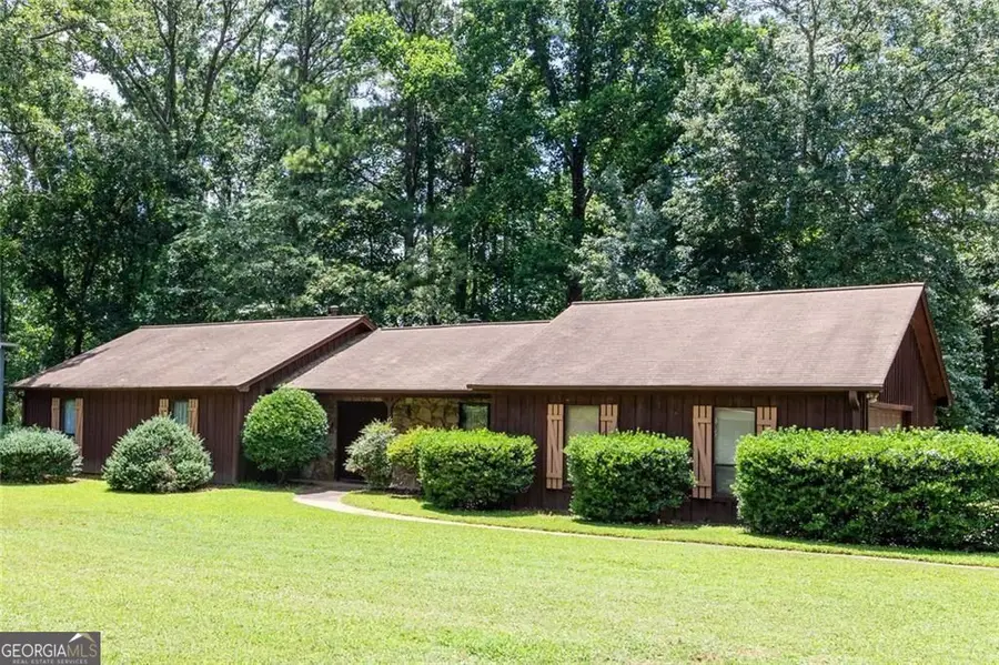 423 Dartmoor Drive, Marietta, GA 30064 - #2