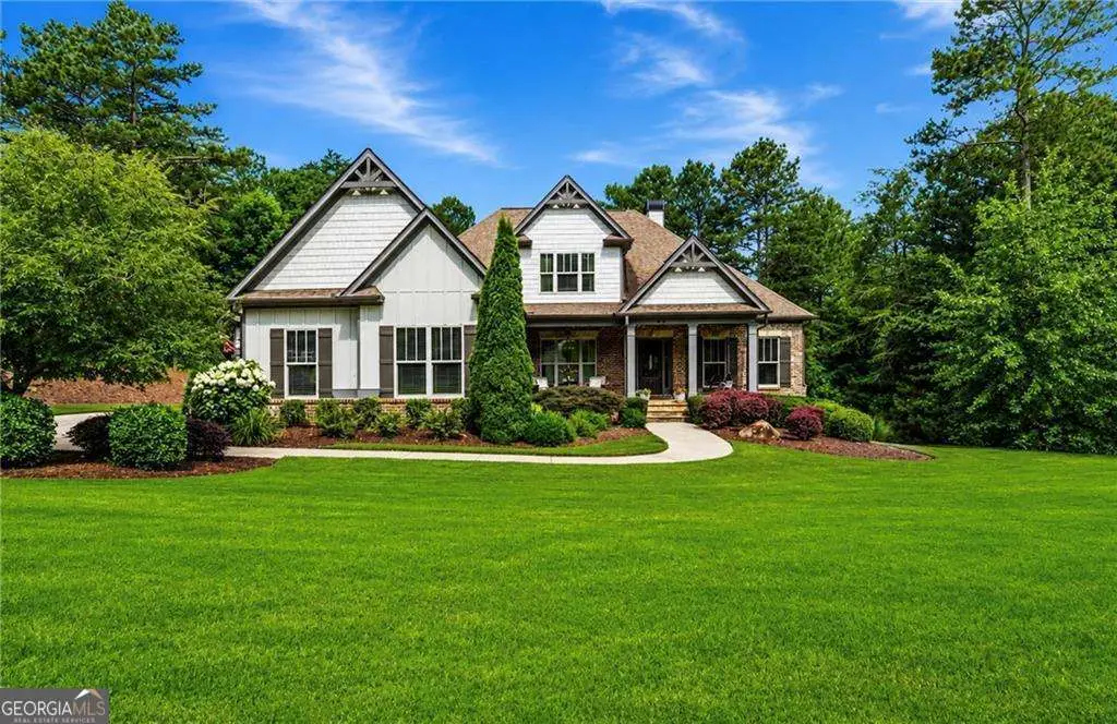 5455 Fishermans Cove, Gainesville, GA 30506 - #1