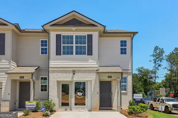 524 Woodcreek Circle Sw #14, Atlanta, GA 30331