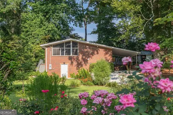 2988 Vine Circle, Decatur, GA 30033
