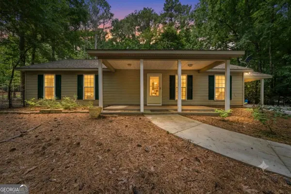 372 East Riverbend Drive, Eatonton, GA 31024