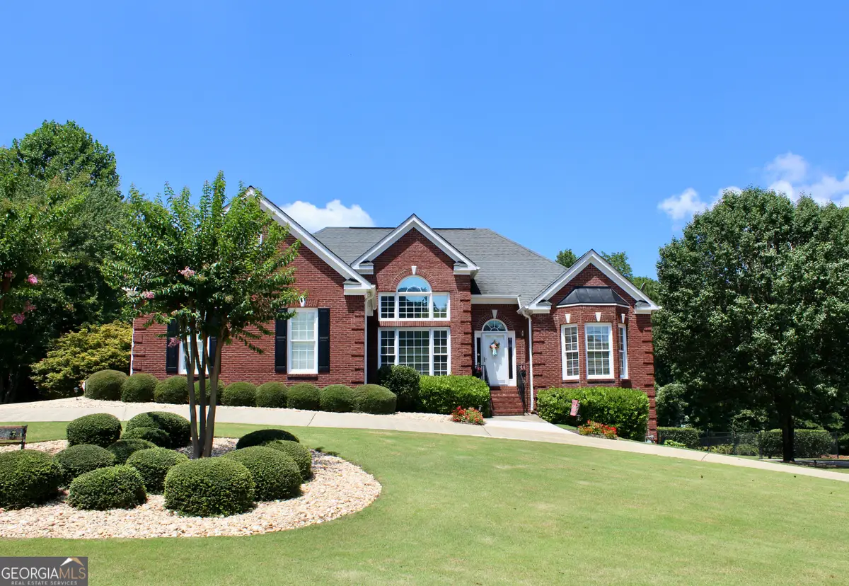 628 Wellington Drive, Winder, GA 30680 - #1