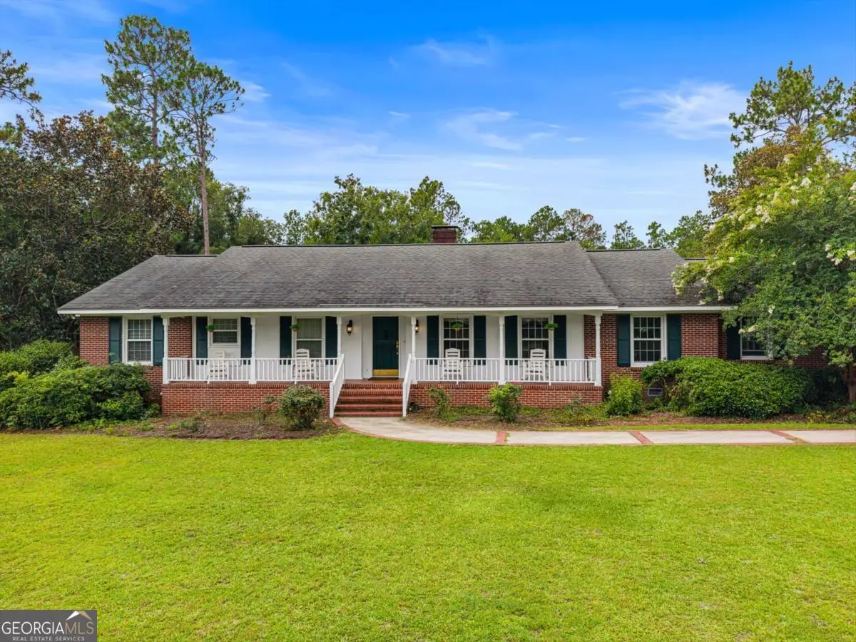 459 Prince Avenue, Swainsboro, GA 30401 - #1