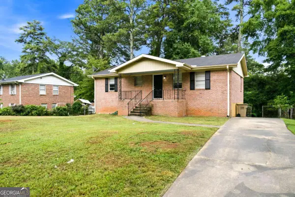 997 Pineglen Drive, Forest Park, GA 30297