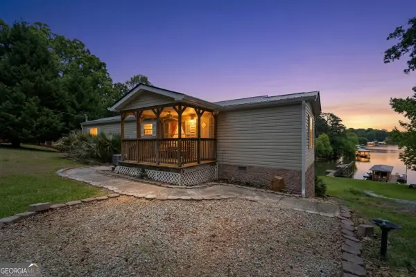 200 Possum Point Drive, Eatonton, GA 31024