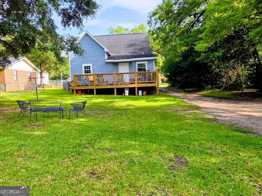 307 W Orange Street, Fitzgerald, GA 31750 - #2