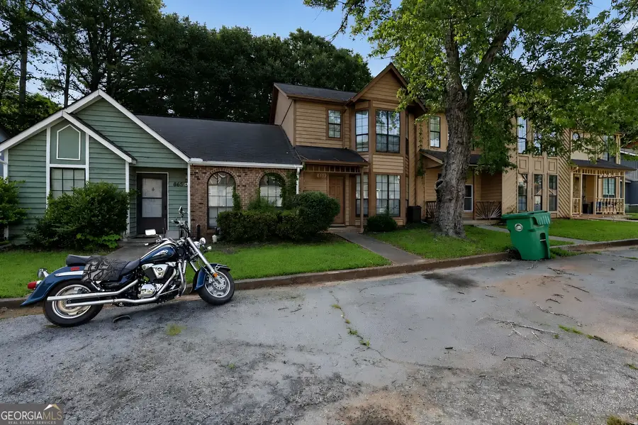 867 Heritage Oaks Drive, Stone Mountain, GA 30088 - #2