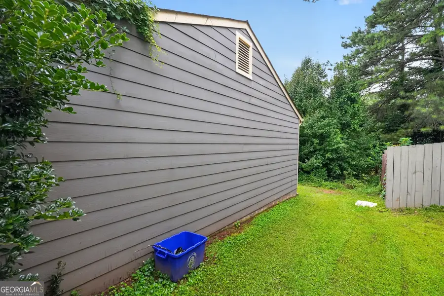 585 Woodcrest Manor Drive, Stone Mountain, GA 30083 - #3