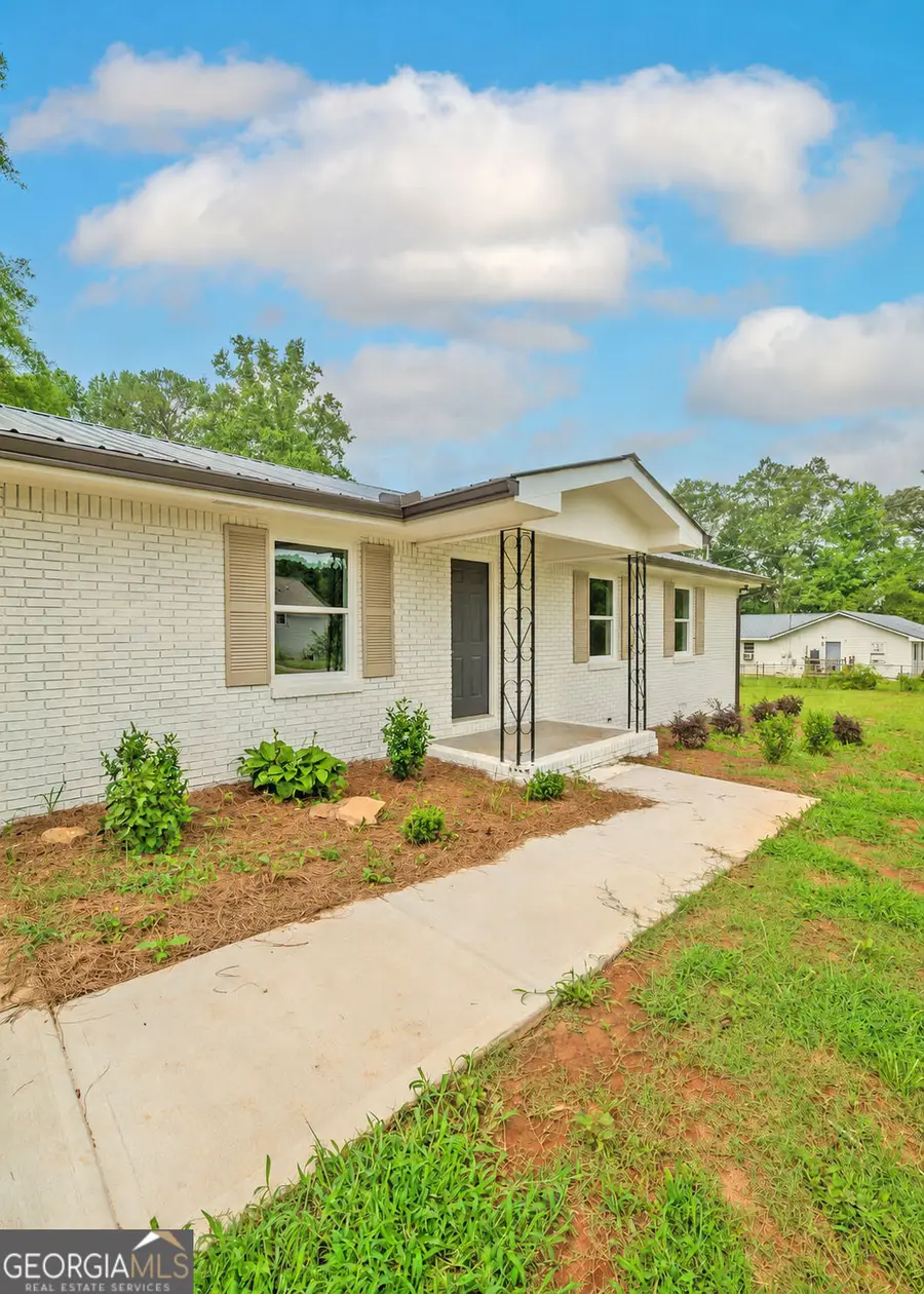 407 Church Street, Pendergrass, GA 30567 - #3