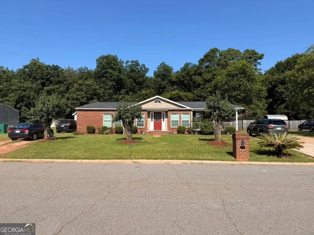 319 Brighton Drive, Byron, GA 31008 - #1