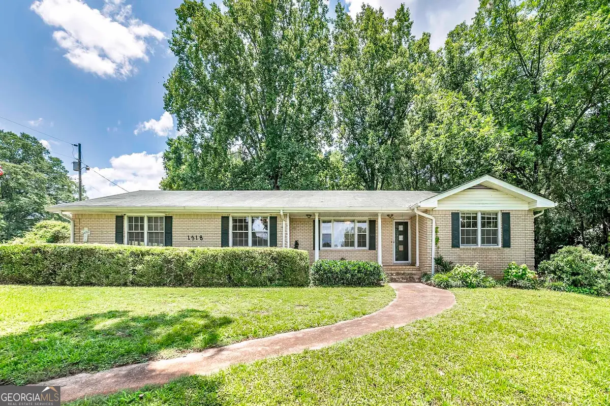 1318 E Lake Road, McDonough, GA 30252 - #1