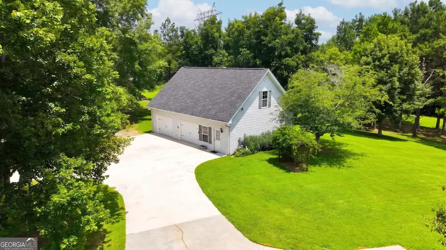 2117 W Grantville Road, Grantville, GA 30220 - #2