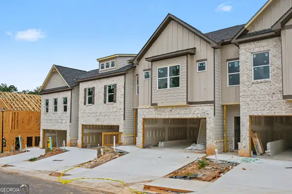 4353 Fern River Bend #33, Norcross, GA 30093