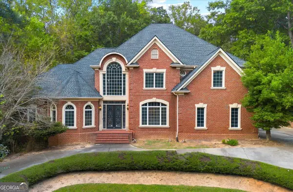 1670 Riverside Road, Roswell, GA 30076