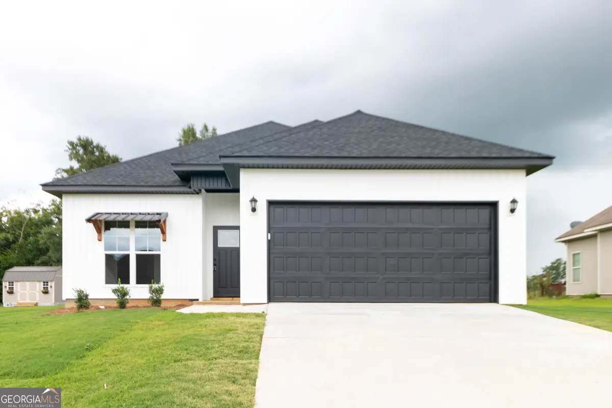 67 Cole Drive, Hawkinsville, GA 31036 - #1