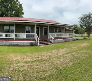 128 Oaktree Lane, Alma, GA 31510