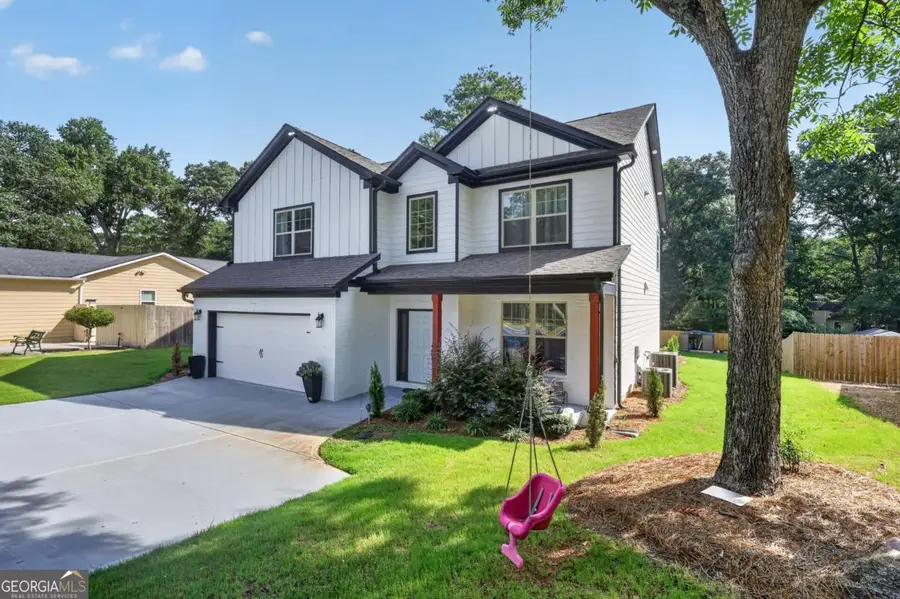 208 Shields Street, Winder, GA 30680 - #3