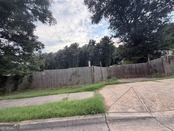 879 S Hairston Road, Stone Mountain, GA 30088