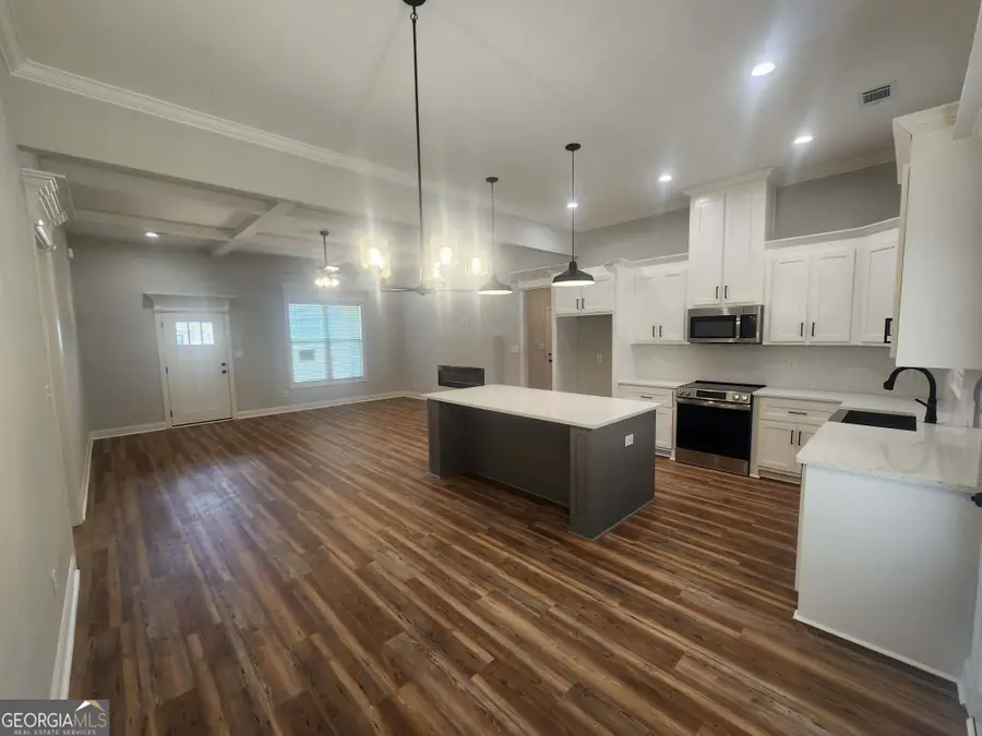 303 Firelight Drive, Byron, GA 31008 - #2