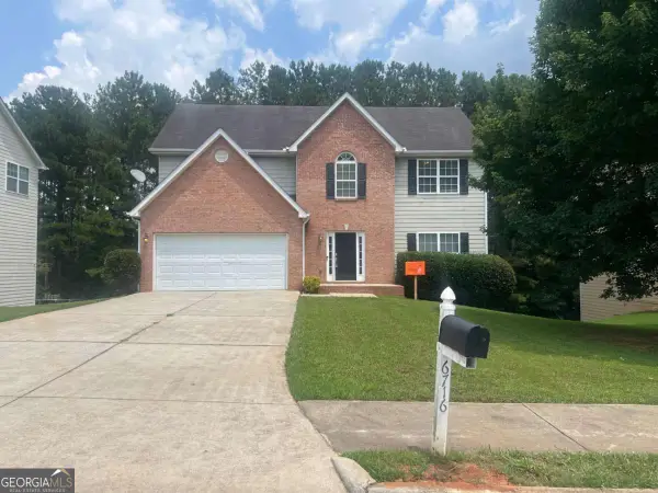 6716 Delaware Bend, Fairburn, GA 30213