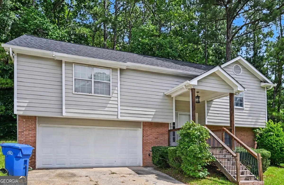 2102 Sandtree Court Sw, Atlanta, GA 30331 - #1