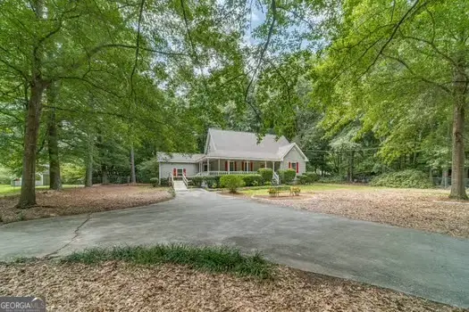 1804 Deer Ct, Monroe, GA 30656 - #2