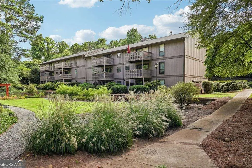 511 Embers Drive Se, Marietta, GA 30067 - #1