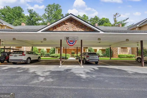 112 Gleneagle Court #303, Clayton, GA 30525