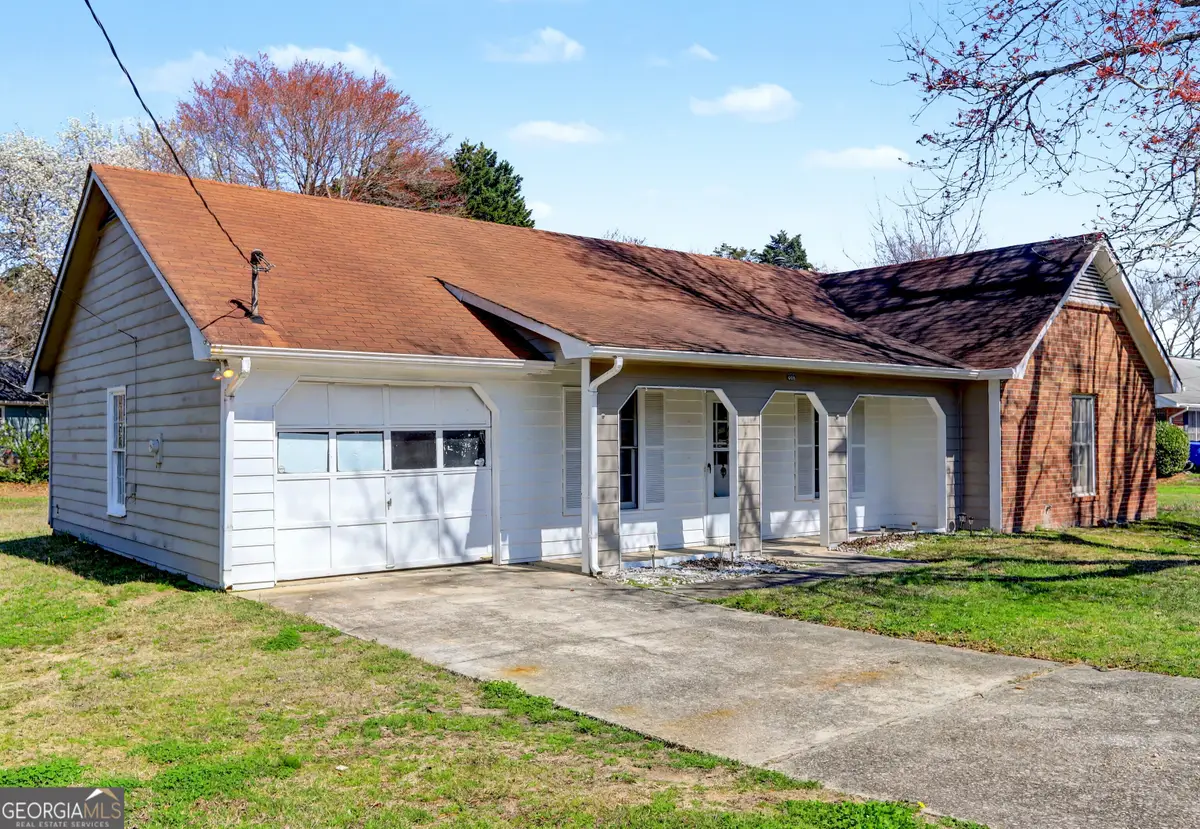 608 S Jeff Davis Drive, Fayetteville, GA 30215 - #1