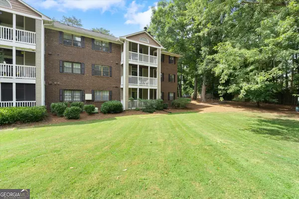 705 Barrington Hills Drive, Atlanta, GA 30350