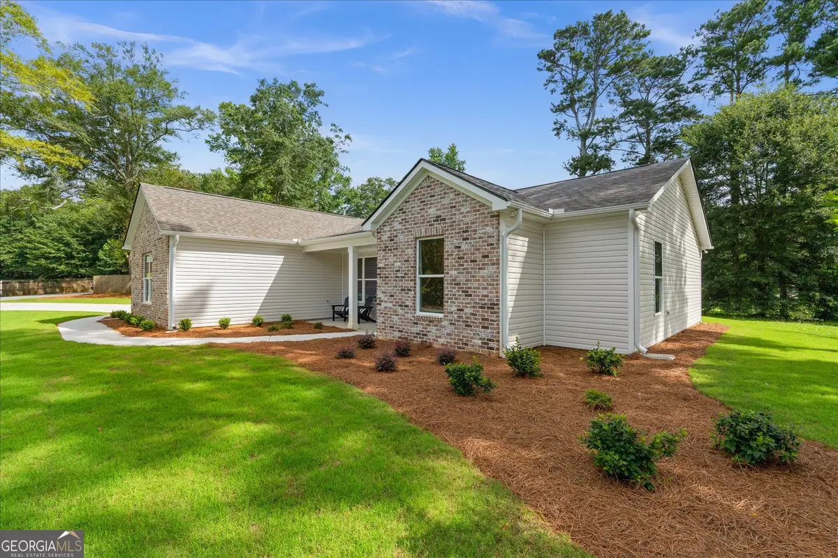 10 Colonial Drive, Carrollton, GA 30117 - #1