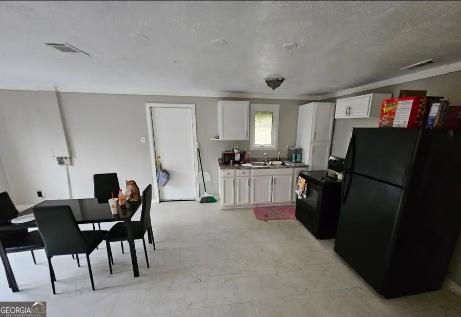 2325 Lincoln Street, Macon, GA 31206 - #2