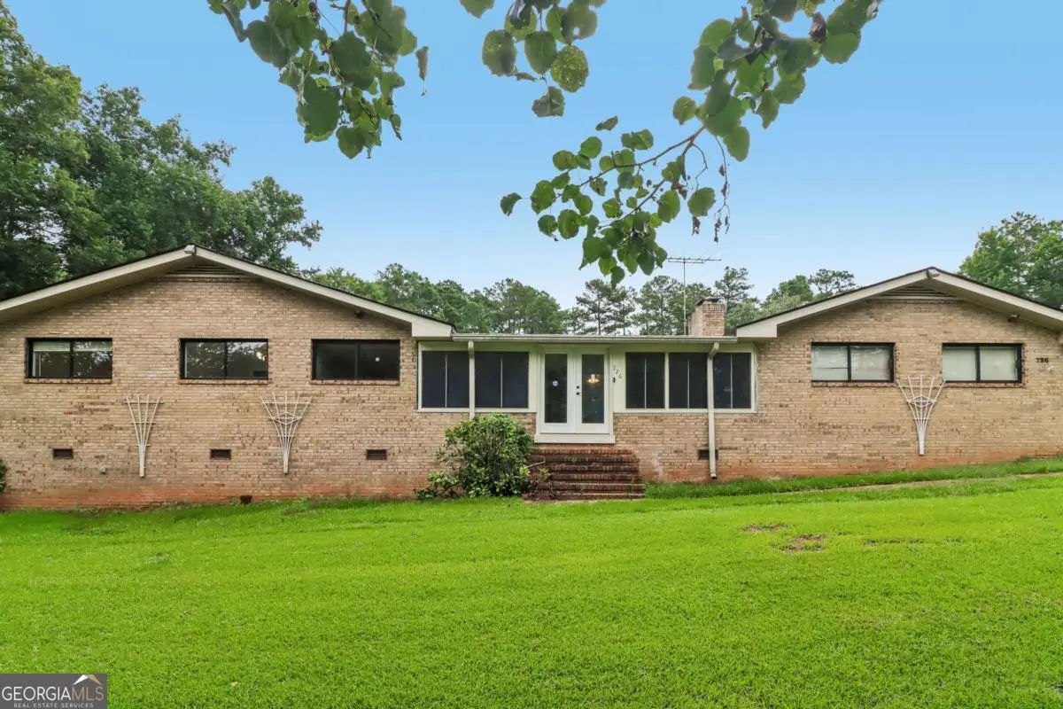 726 N Mcdonough Road, Griffin, GA 30223 - #1