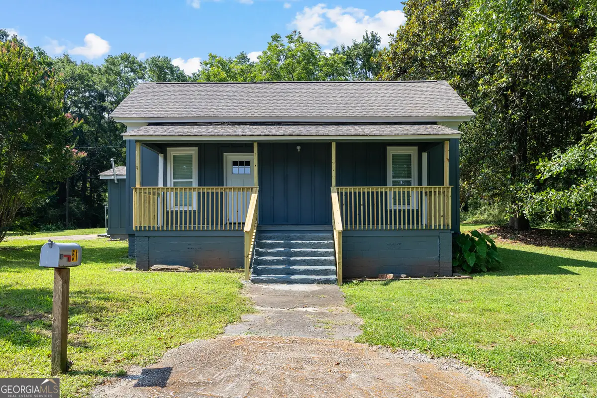 51 E Jones Street, Newnan, GA 30263 - #1