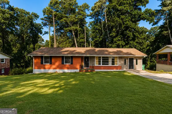452 Kenridge Circle, Stone Mountain, GA 30083