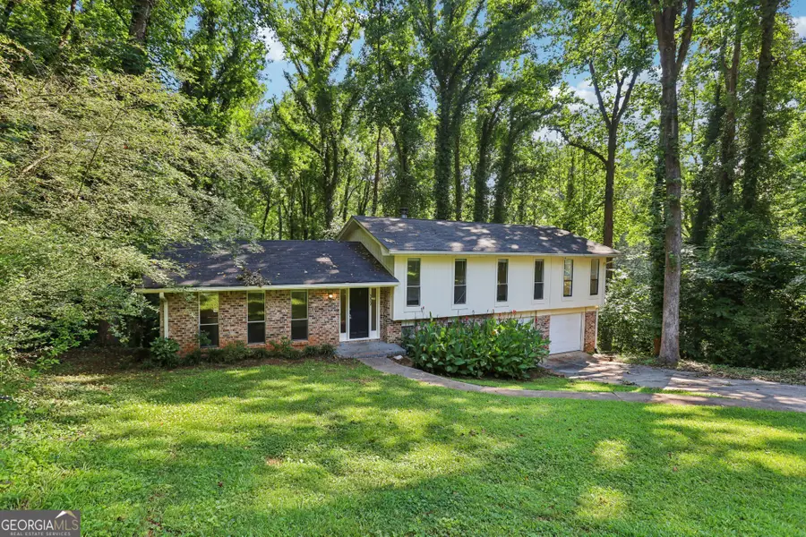 5802 Simone Drive, Stone Mountain, GA 30087 - #2