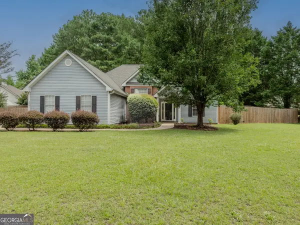 300 Greenleaf Court, Loganville, GA 30052