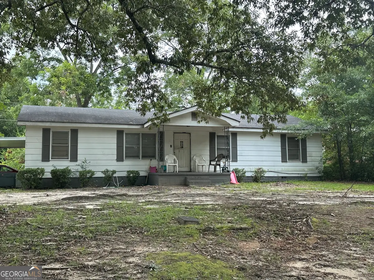 513 E 1st Avenue, Cordele, GA 31015 - #1
