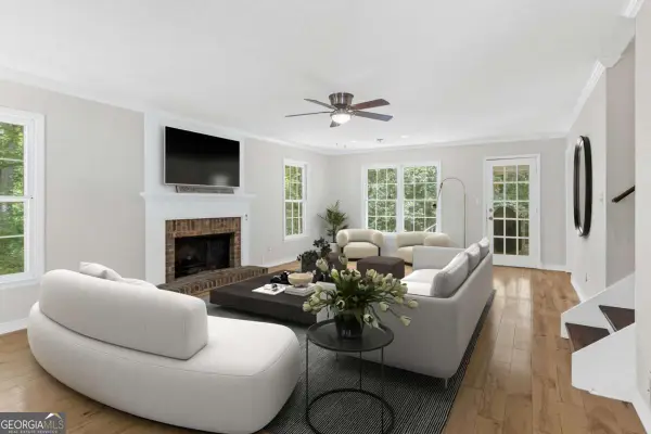 341 Westover Drive, Woodstock, GA 30188