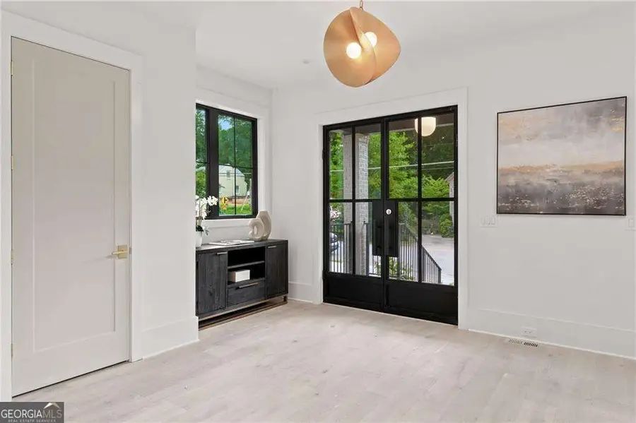 952 Cumberland Road Ne, Atlanta, GA 30306 - #2