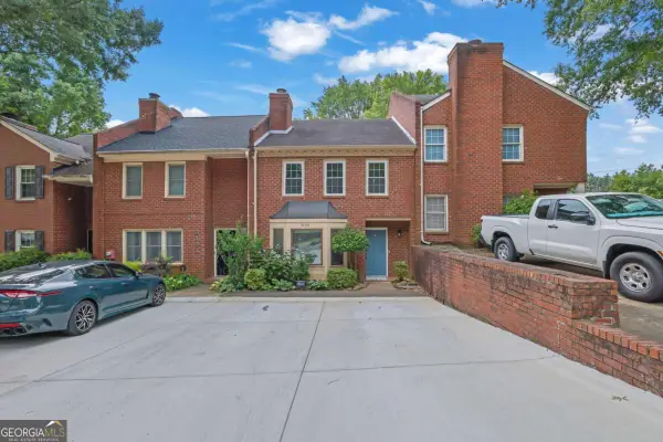 3166 Corner Oak Drive, Norcross, GA 30071