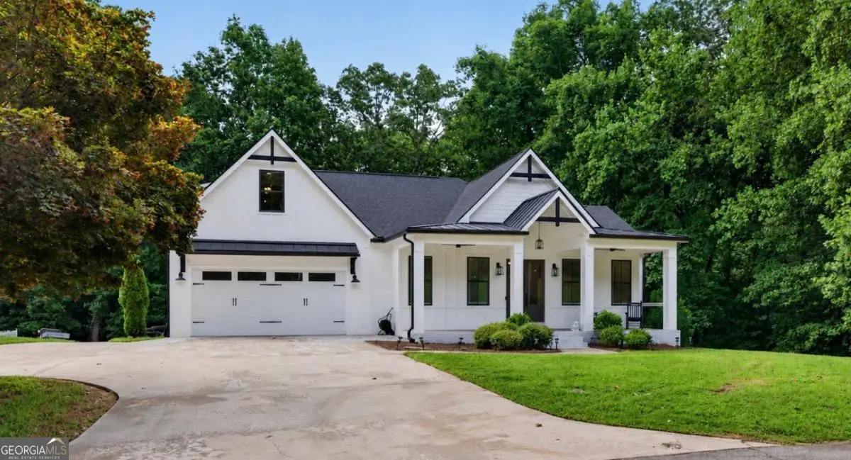 6052 Oak Hill Drive, Flowery Branch, GA 30542 - #1
