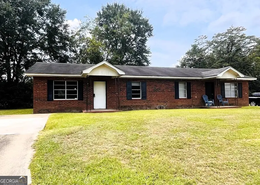 408 Emily Avenue, Albany, GA 31701 - #2