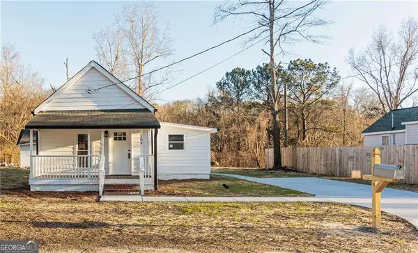104 Sargent Kennon Street, Newnan, GA 30263