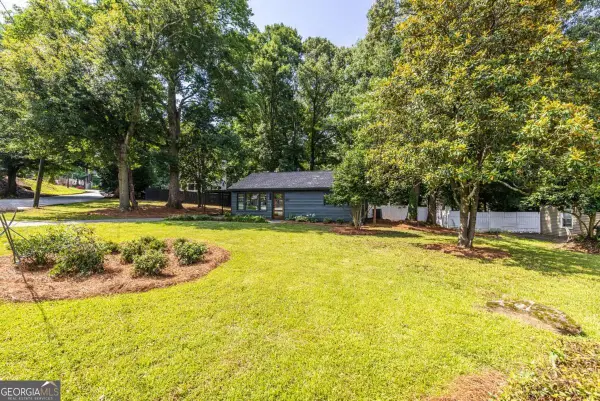 1802 La Dawn Lane Nw, Atlanta, GA 30318