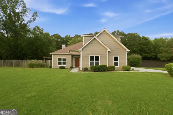 100 Clay Court, Tyrone, GA 30290