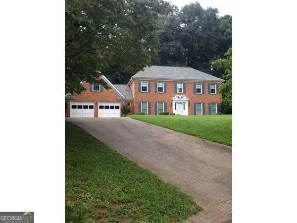 5497 Georgetown Trace Sw, Lilburn, GA 30047