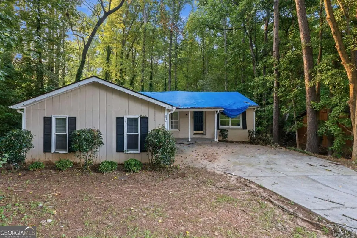 837 Hemingway Road, Stone Mountain, GA 30088 - #1