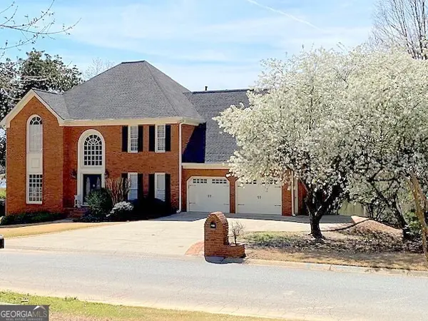 122 N Lakeside Drive Nw, Kennesaw, GA 30144